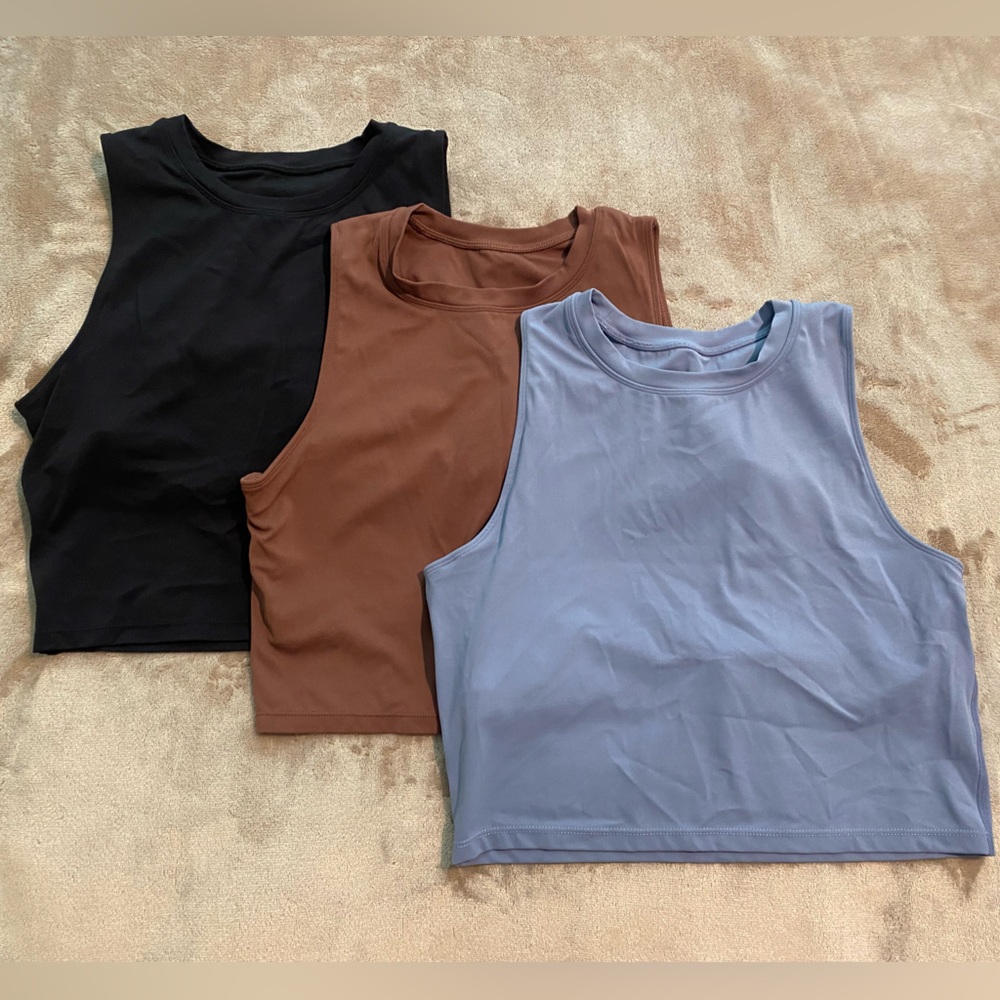 ✨BUNDLE OF 3✨ Old Navy High Neck Work Out Tops
